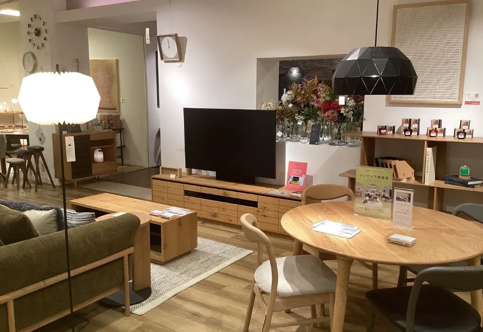 LIVING HOUSE. 堀江店｜店舗検索｜リビングハウス企業サイト【公式